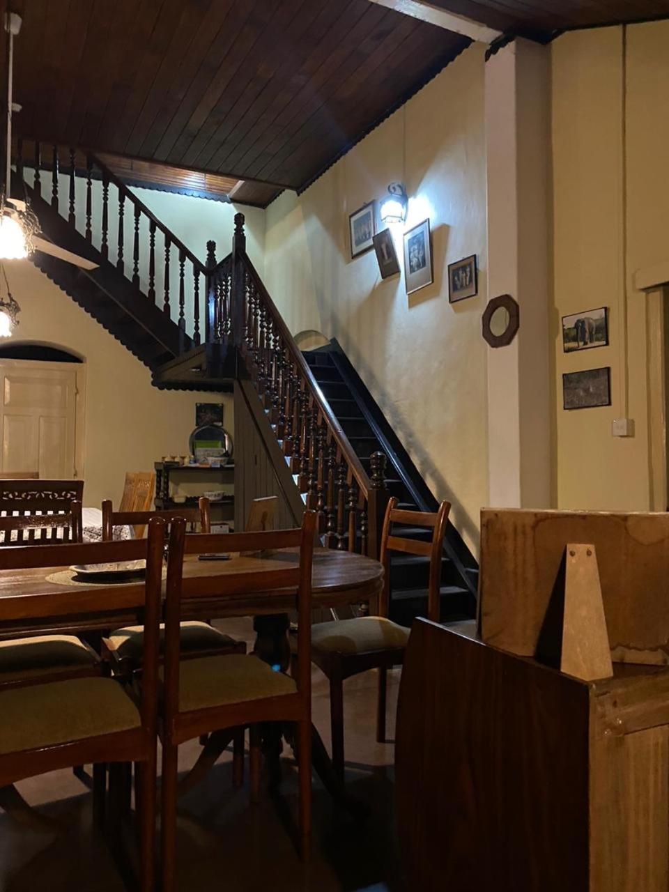 Wattarantanne Homestay Kandy Buitenkant foto
