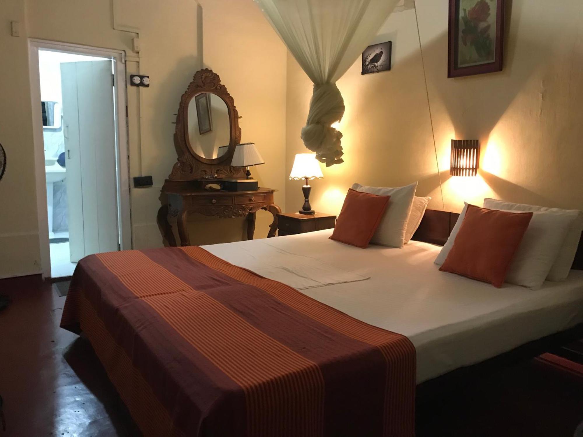 Wattarantanne Homestay Kandy Buitenkant foto