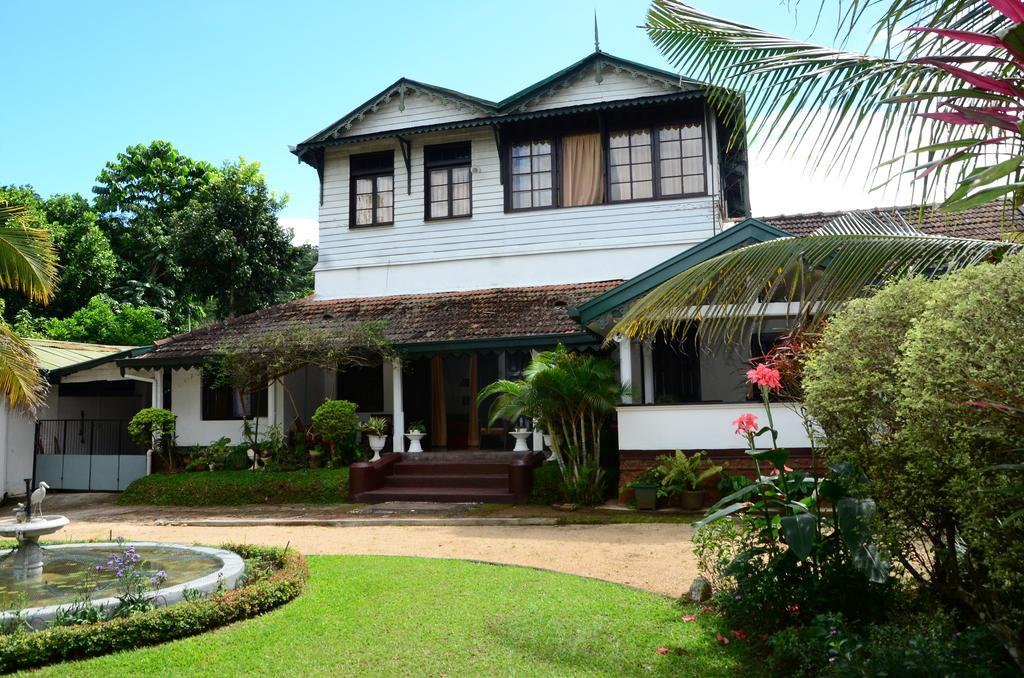 Wattarantanne Homestay Kandy Buitenkant foto