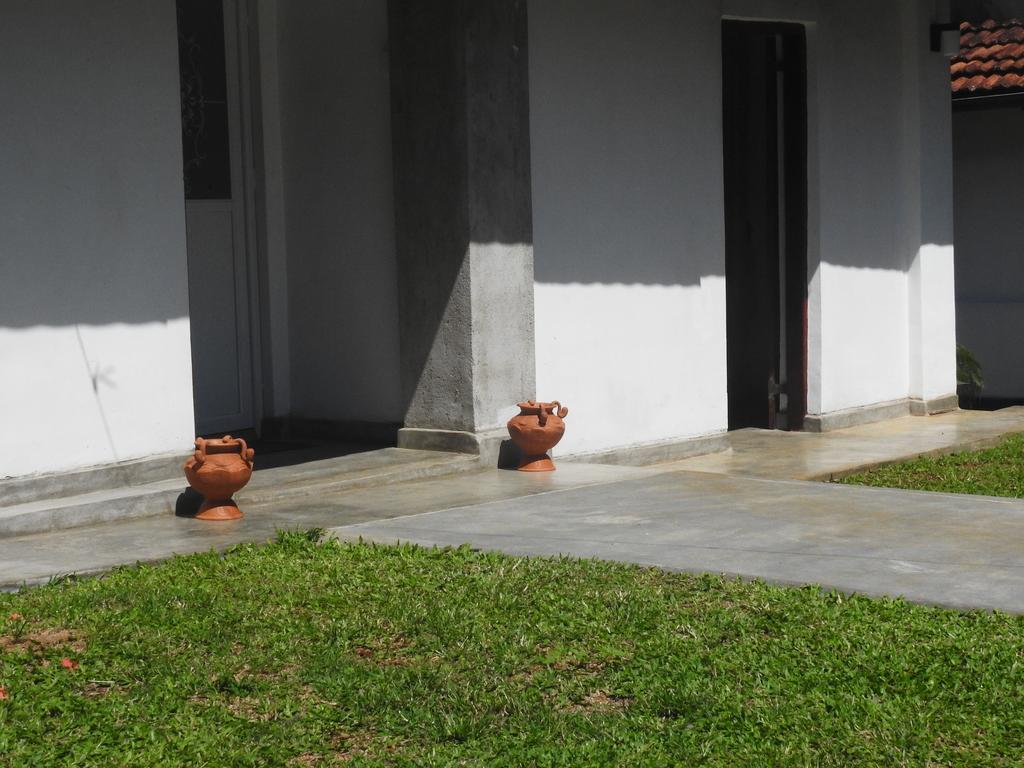 Wattarantanne Homestay Kandy Buitenkant foto